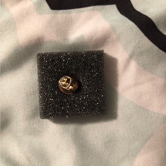 Pin - Picture 2 of 4